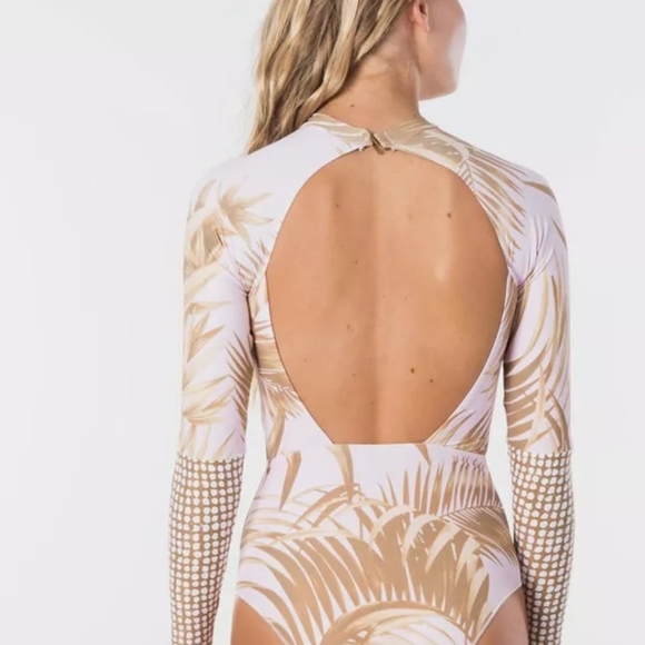 RIP CURL PARADISE COVE SURF SUIT - Picture 8 of 15